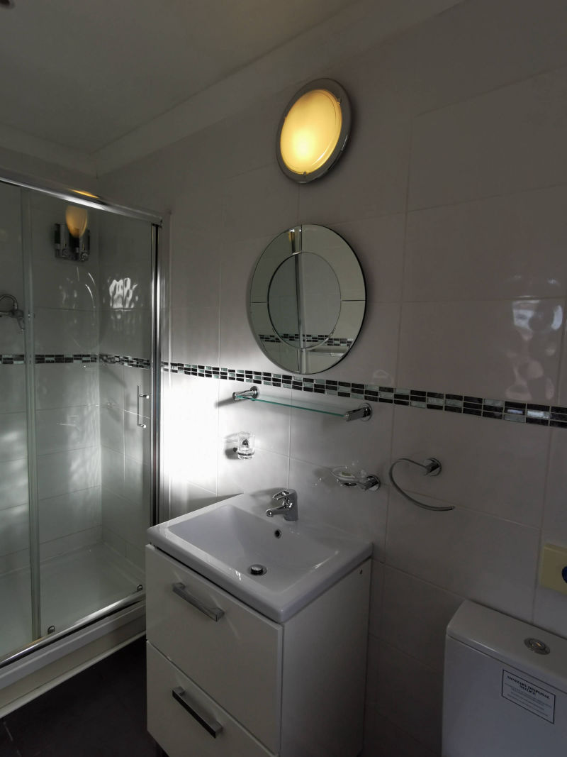 The Elmfield En-suite Room 1