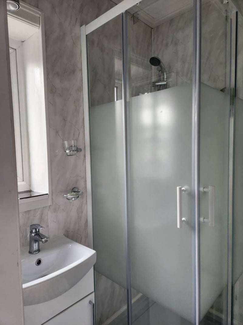 Holiday Let - Studio Flat